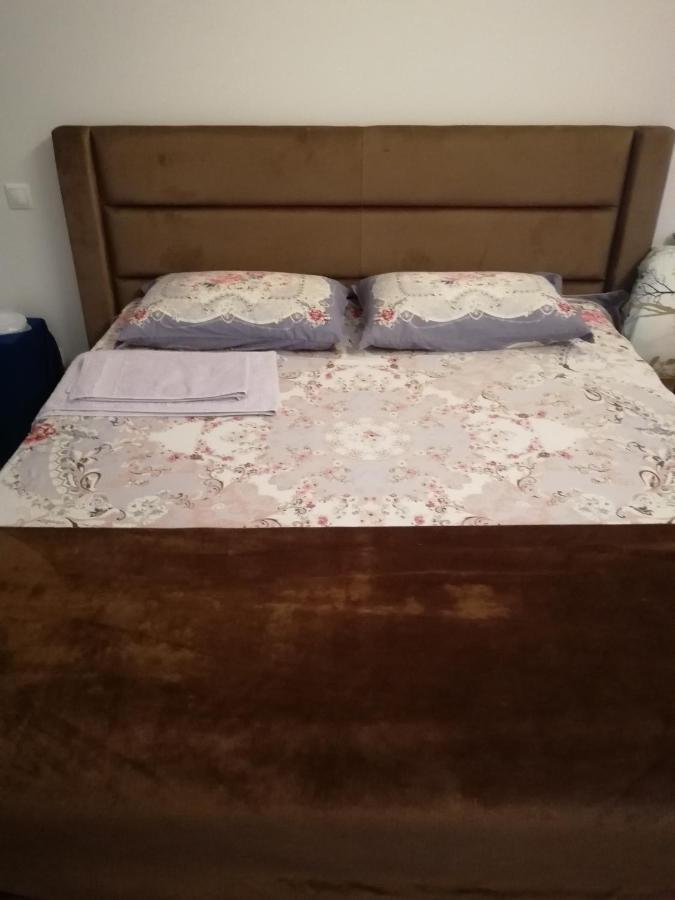 Lux Apartment, Near Metro Vasylkivska كييف المظهر الخارجي الصورة